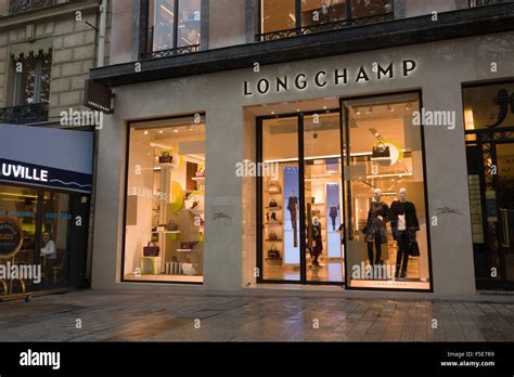 longchamp paris store